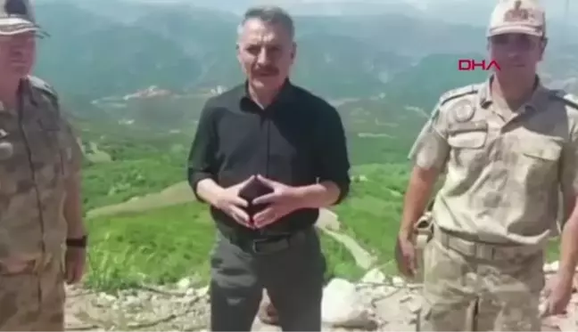 TUNCELİ VALİSİ ÖZKAN, 'EREN-7 ABLUKA-7' OPERASYON BÖLGESİNİ HAVADAN İNCELEDİ