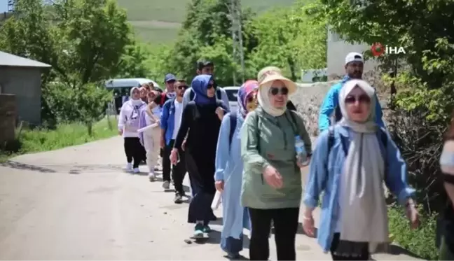 İpekyolu Belediyesi'nden doğa yürüyüşü