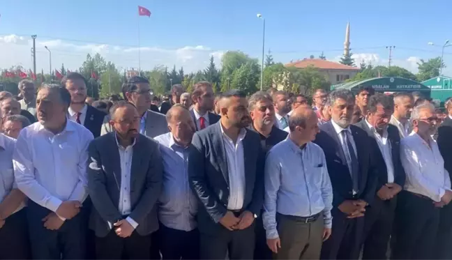 Abdullah Çatlı'nın annesi toprağa verildi