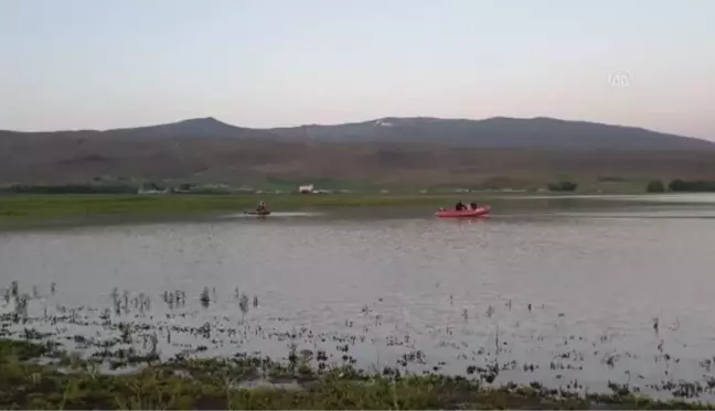 Serinlemek için baraja giren çocuk boğuldu