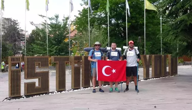 İstiklal Yolu'nda İnebolu'dan Ankara'ya yürüyen ekip Çankırı'ya ulaştı