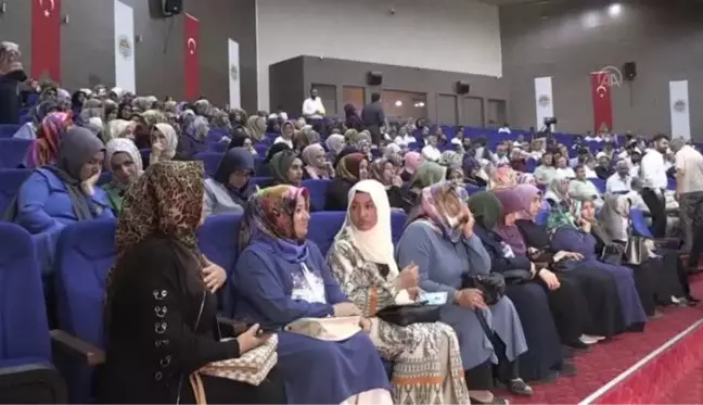 Diyanet İşleri Başkan Yardımcısı Argun, Mersin'de konuştu