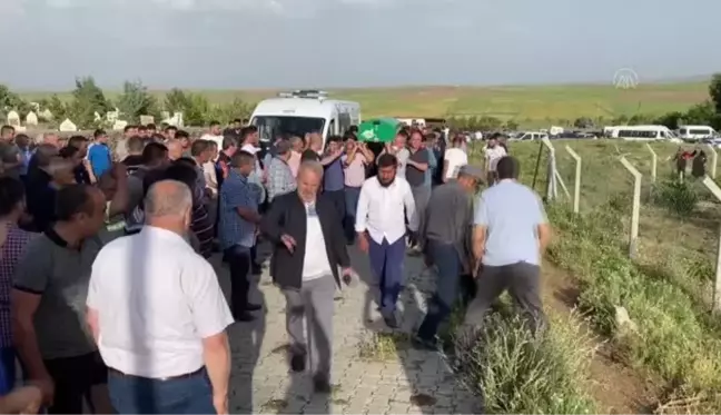 Kızılırmak'ta bulunan ceset toprağa verildi