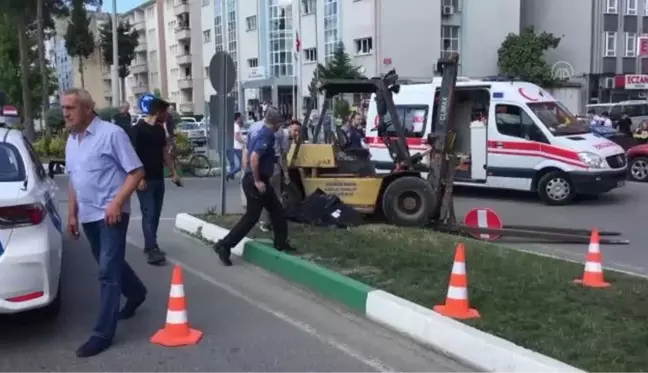 Forkliftin çarptığı kadın öldü