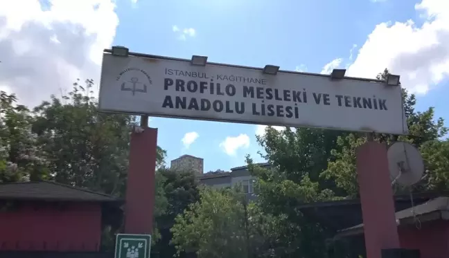 Profilo Mesleki ve Teknik Anadolu Lisesi Arazisinin Kağıthane Belediyesi'ne Devri Protesto Edildi: 