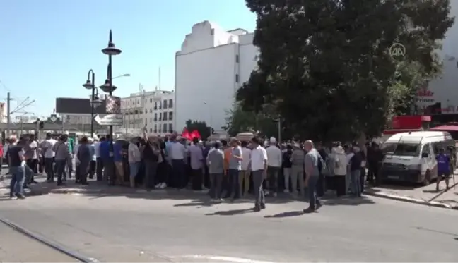 Yeni Anayasa için düzenlenecek referandum protesto edildi