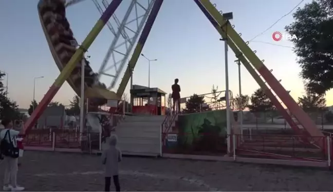 Yok böyle karne hediyesi... 200 bin çocuğa lunapark bileti hediye etti