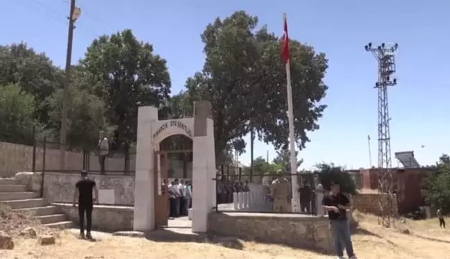 35 yıl önce PKK'lı teröristlerce katledilen 30 kişi törenle anıldı