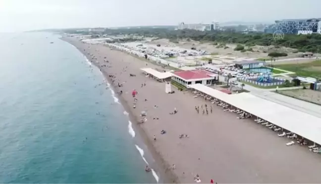 Manavgat Belediyesi'ne ait 4 plaja mavi bayrak verildi