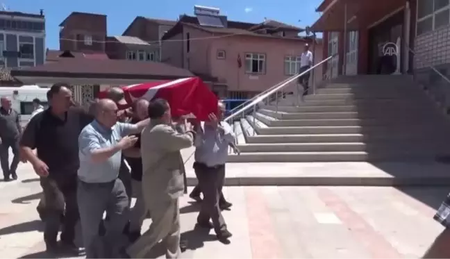 Son dakika haberi... Trafik kazasında hayatını kaybeden astsubay Mustafa Gümüş son yolculuğuna uğurlandı