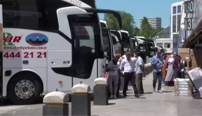 15 Temmuz Demokrasi Otogarı'nda Kurban Bayramı hareketliliği