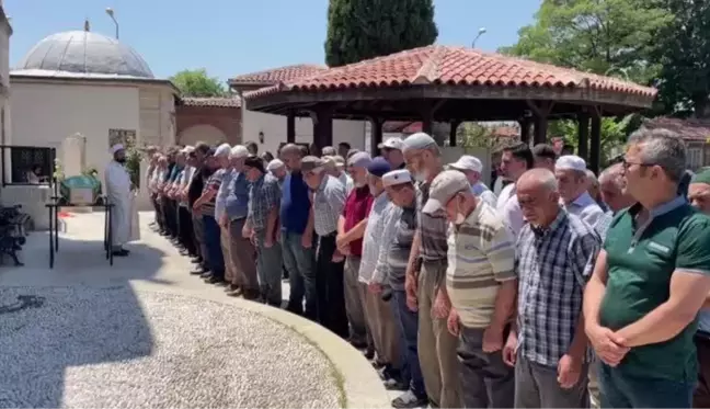 Oğlunun ateşe verdiği evde yaralanan kadın hastanede hayatını kaybetti