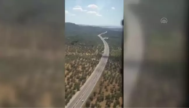 BALIKESİR - Edremit Körfezi'nde helikopter destekli trafik denetiminde 12 sürücüye ceza kesildi