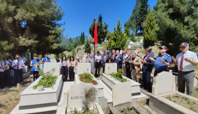 15 Temmuz şehidi Metin Arslan Karabük'teki mezarı başında anıldı