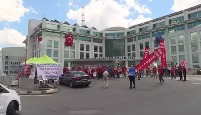 Sarıyer Belediyesinde grev yapan işçilere destek