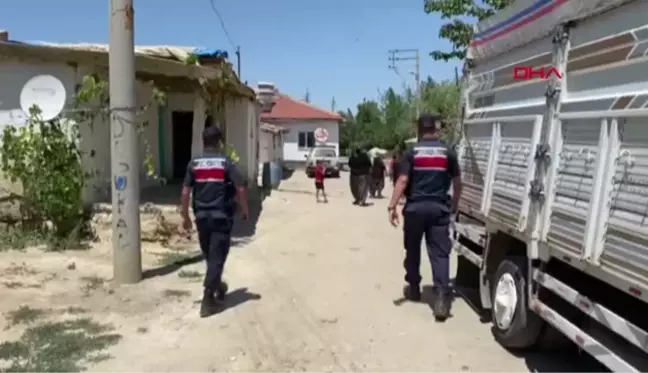 BOŞANMAK İSTEYEN EŞİNİ TABANCAYLA BAŞINDAN VURDU