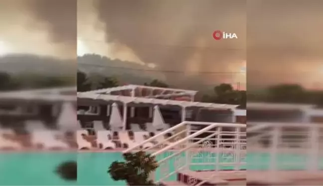 Son dakika haber... Midilli Adası'ndaki orman yangınına müdahale sürüyor