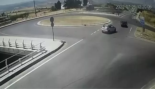 Malkara'da bir kişinin yaralandığı trafik kazası güvenlik kamerasında