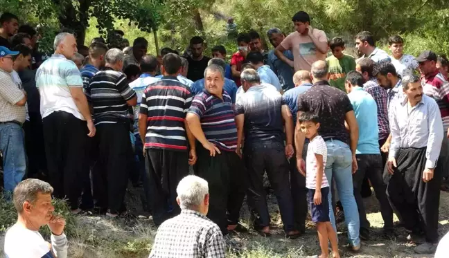 Adana 3. sayfa: Adana'daki kadın cinayeti: Melek annelerini gözyaşlarıyla uğurladılar