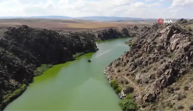 Konya haberi | Yüzyıllardır tarihe ışık tutan, Selçuklu yadigarına ziyaretçi akını