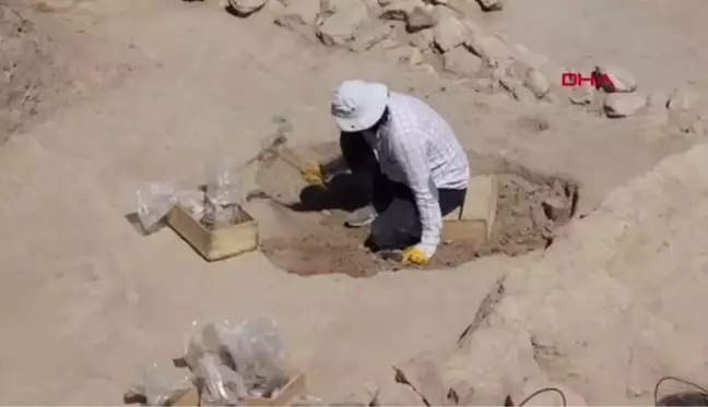 ARSLANTEPE HÖYÜĞÜ'NDE KAZI ÇALIŞMALARI YENİDEN BAŞLADI