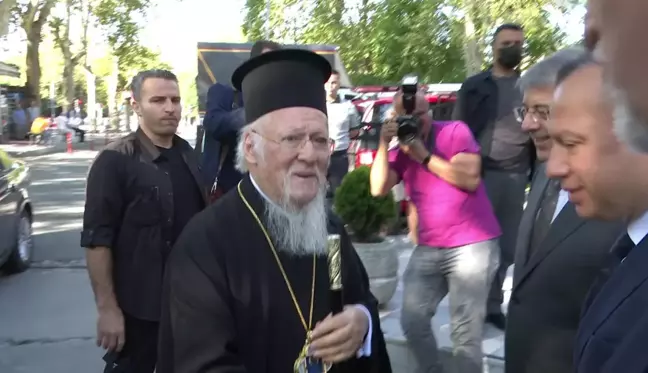 PATRİK BARTHOLOMEOS'TAN İTFAİYEYE TEŞEKKÜR ZİYARETİ