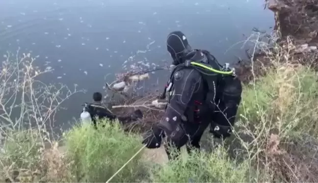 Serinlemek için su kanalına giren çocuk boğuldu