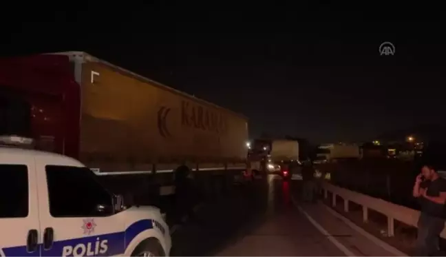 Sancaktepe'de trafik kazasında 4 kişi yaralandı