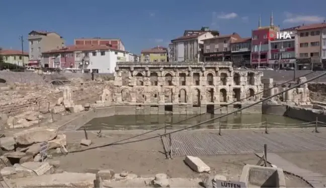 Tarihi Roma Hamamı'nda çevre düzenlemesi sürüyor