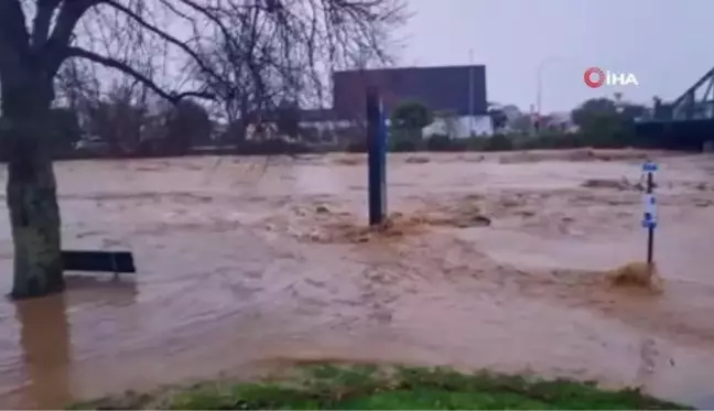 Yeni Zelanda'da sel nedeniyle OHAL ilan edildi200 ev tahliye edildi