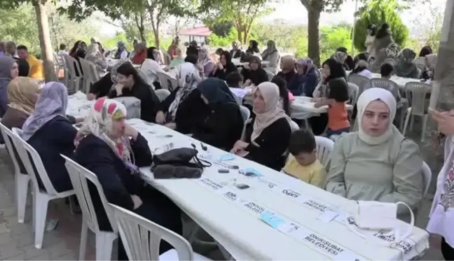 Son dakika haberleri! KAHRAMANMARAŞ - Şehit aileleri ve gazilere aşure ikramı yapıldı