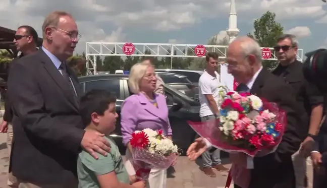 Tekirdağ haber... Kılıçdaroğlu, Tekirdağ Büyükşehir Belediye Başkanı Kadir Albayrak'ı Yeni Makamında Ziyaret Etti