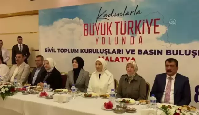 AK Parti'li Keşir, kadın sivil toplum örgütleri ve girişimcilerle buluştu