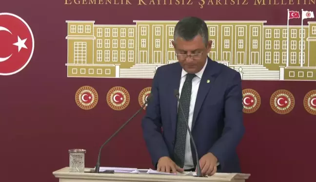 Özgür Özel: Sizin Saltanat Geminiz, Suç Geminiz Batıyor