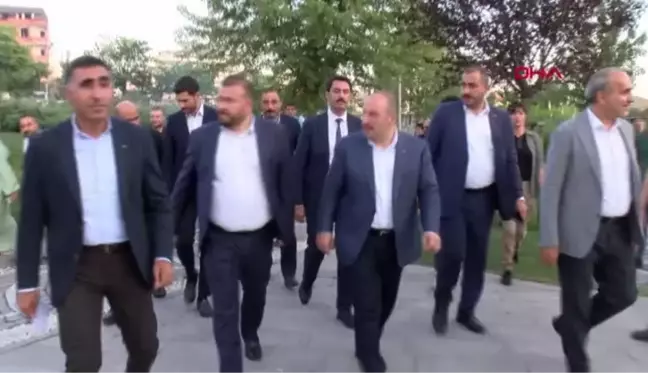 İSTANBUL-BAKAN VARANK ARNAVUTKÖY BİLİŞİM AKADEMİSİNİ ZİYARET ETTİ