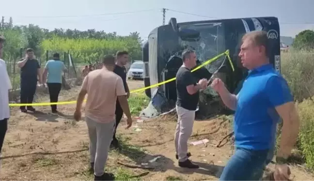 Son dakika haberi! ÇANAKKALE - Devrilen tur otobüsündeki 1 kişi öldü, 54 kişi yaralandı