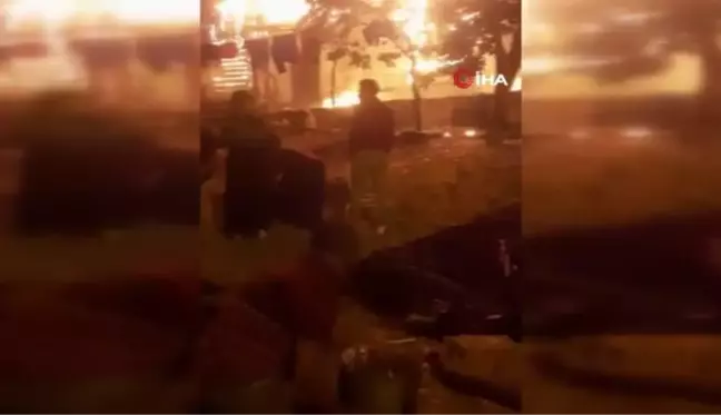 Köylüler yangını söndürebilmek için zamanla yarıştı