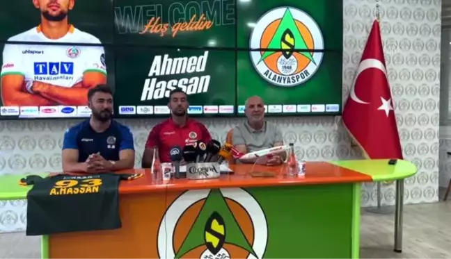 Alanyaspor, Olympiakos'tan Ahmed Hassan'ı bir yıllığına kiraladı