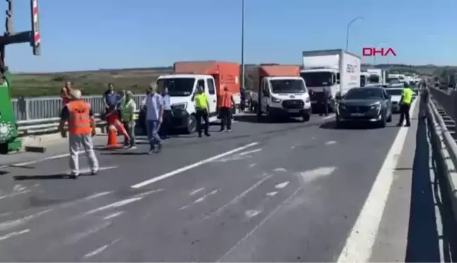 Edirne gündem haberi: TEM'de TIR devrildi otoyolun Edirne istikameti kapandı