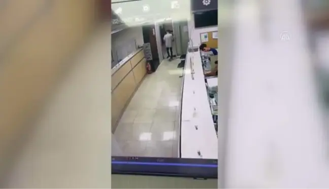Bahçelievler'de kuyumcu atölyesinden hırsızlık yaptıkları iddiasıyla 5 kişi yakalandı