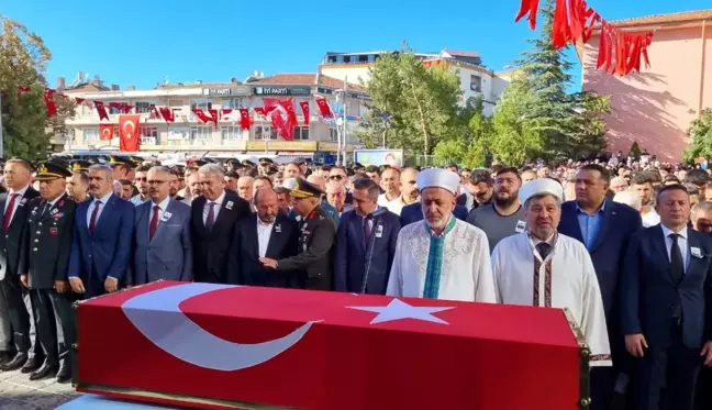 Şehit Uzman Çavuş Ramazan Uçakcı son yolculuğuna uğurlandı