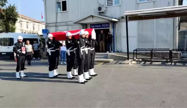 Silahın kazayla patlaması sonucu vefat eden polis için cenaze töreni