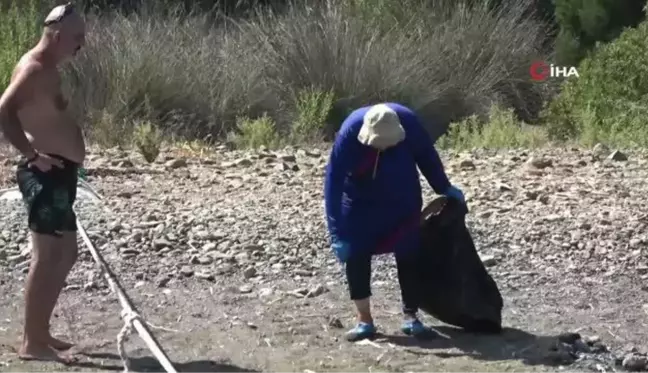 Uluslararası Kıyı Temizleme Günü'nde çevre temizliği yapıldı: 1 saatte 91 kilo çöp toplandı