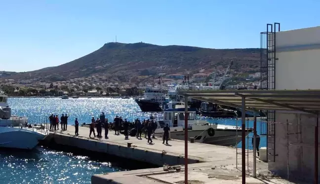 İzmir haber... İzmir açıklarında 300 düzensiz göçmen yakalandı