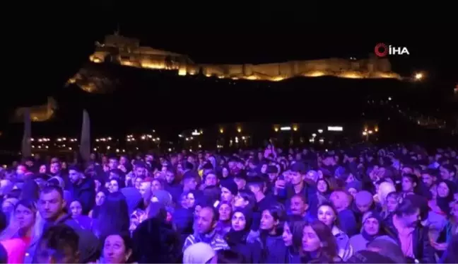 Kars haberi! Kars'ta soğuk havada Yudum rüzgarı esti