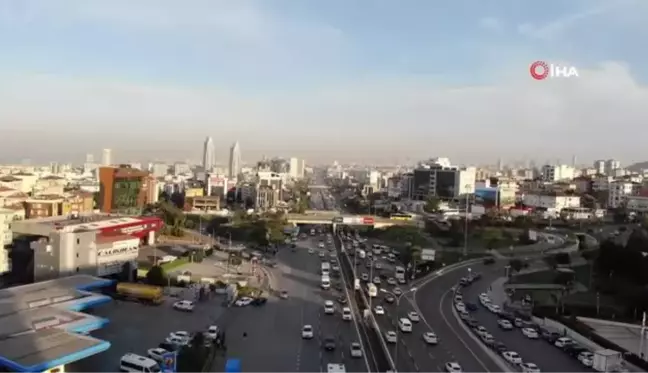 İstanbul'da bu sabah adım atılamadı! Trafik yoğunluğu % 60'a ulaştı