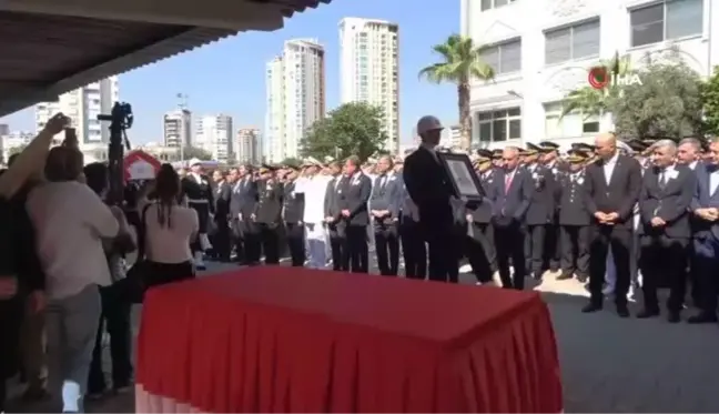 Mersin haberleri... Bakan Soylu, kahramanlığını anlattı; Mersin şehidi Polis Sedat Gezer için tören düzenlendi