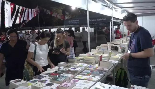 İzmir yerel haberleri... Bornova 3. Kitap Günleri Başladı