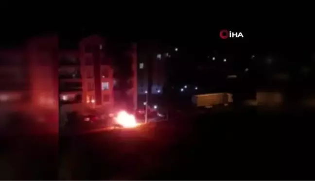 Park halindeki araç alev alev yandı