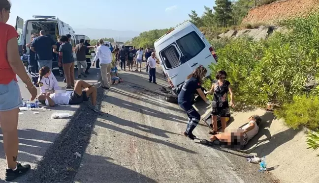 Muğla'da tur otobüsü kaza yaptı: 1'i ağır 10 yaralı